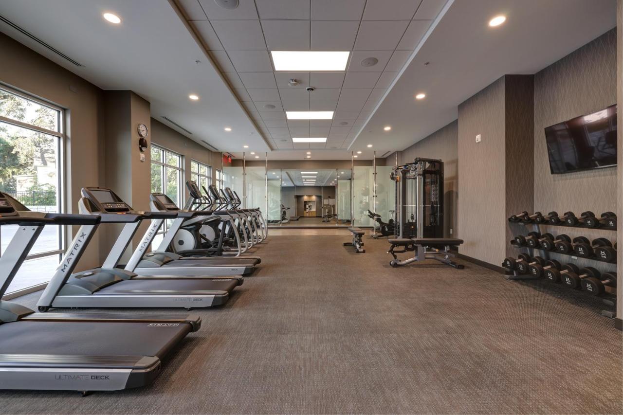 Courtyard By Marriott Iowa City University Heights Zewnętrze zdjęcie