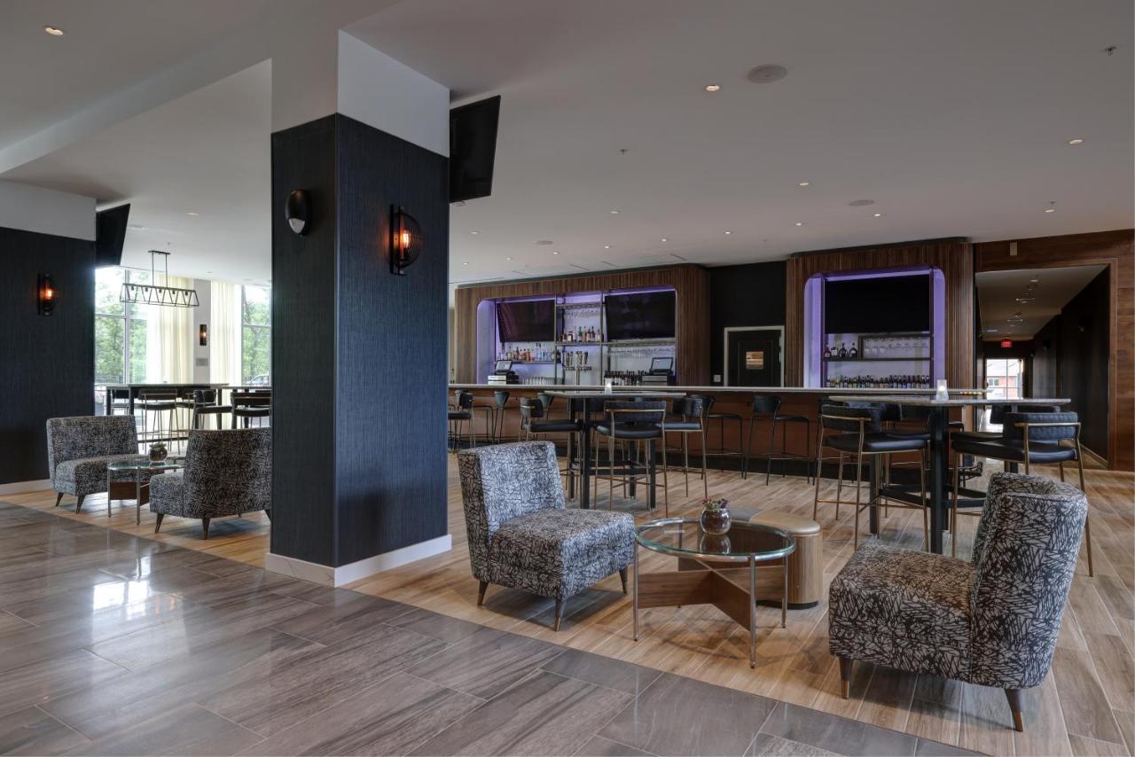 Courtyard By Marriott Iowa City University Heights Zewnętrze zdjęcie