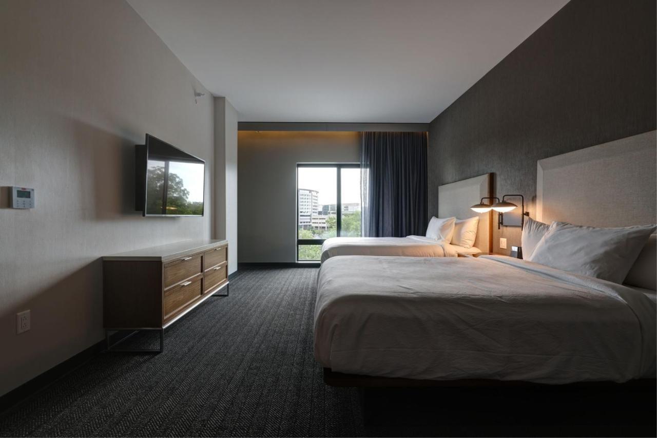Courtyard By Marriott Iowa City University Heights Zewnętrze zdjęcie